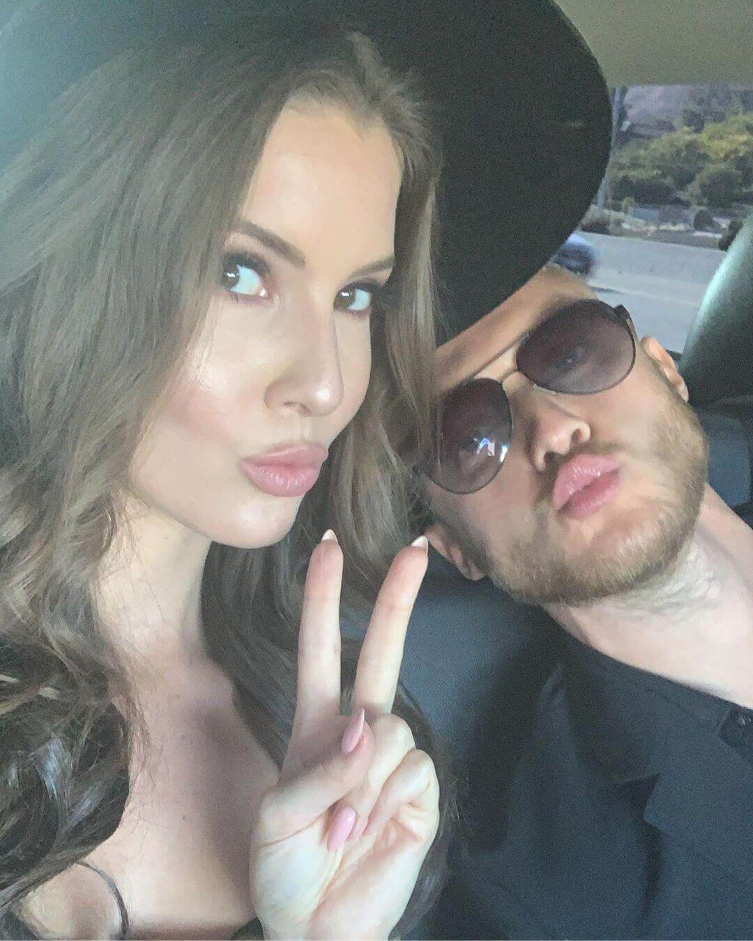 is amanda cerny in a relationship